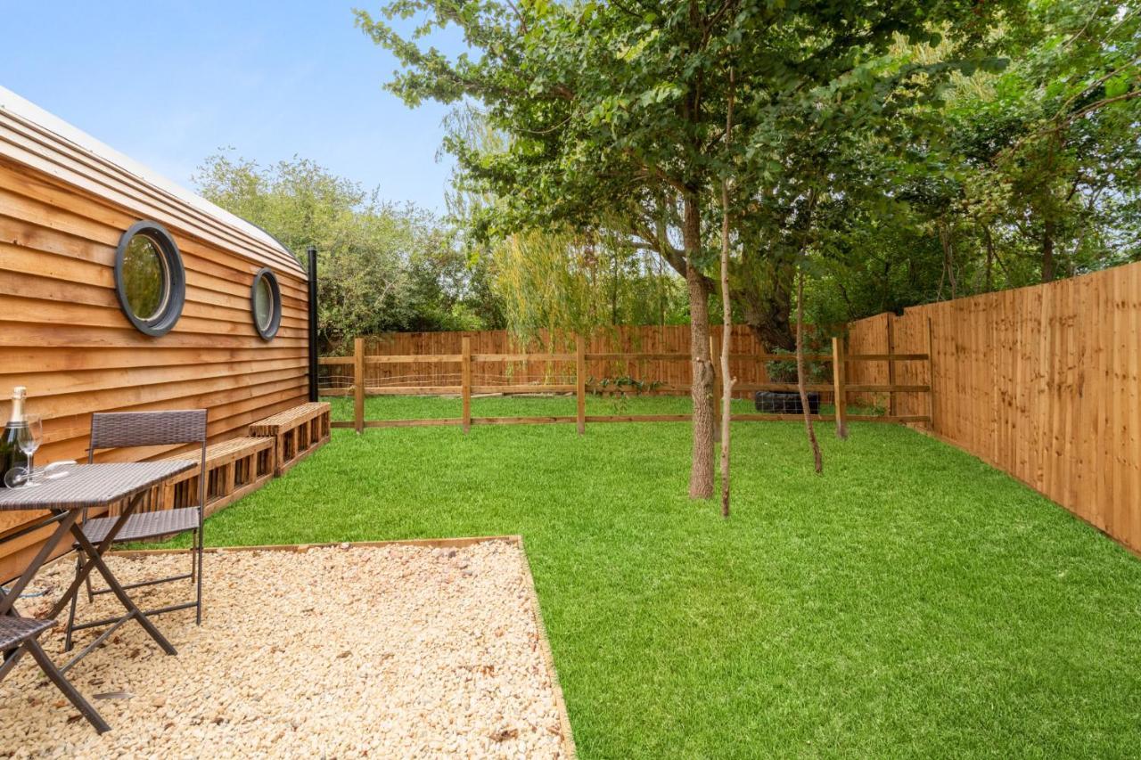 Laburnum Farm Estate Villa Alderton  Exterior photo
